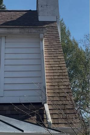 Affordable Roof Cleaning Texas Corners MI before cleaning