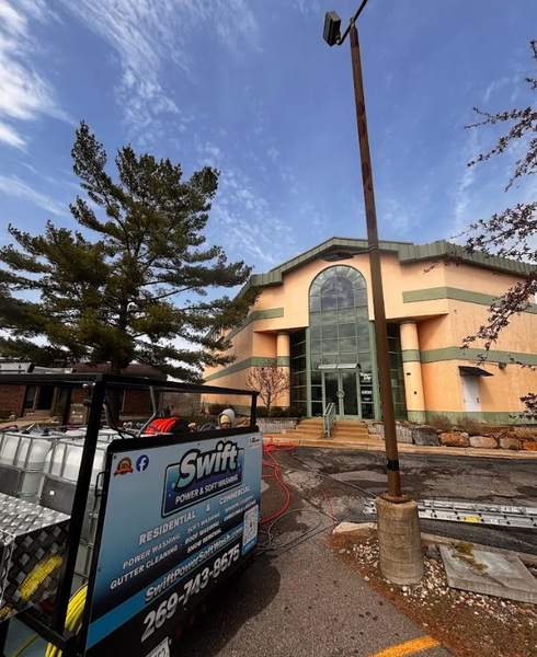 Best commercial building washing Kalamazoo MI by Swift Power & Soft Washing