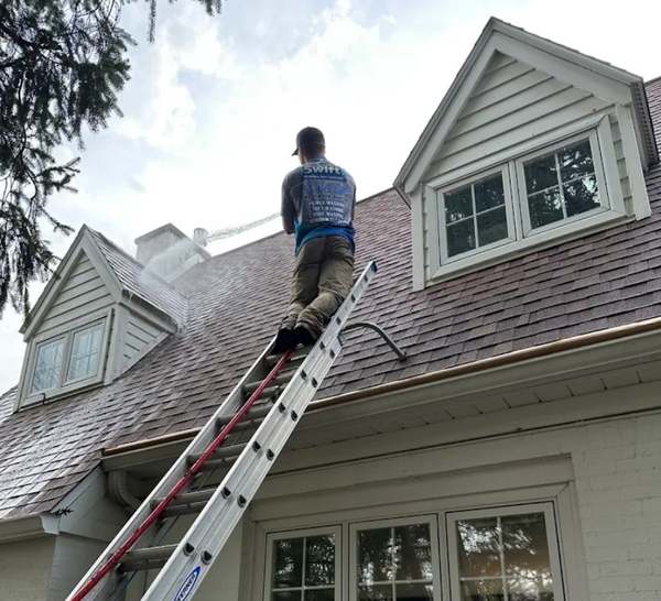 Roof cleaning Kalamazoo MI by Swift Power & Soft Washing